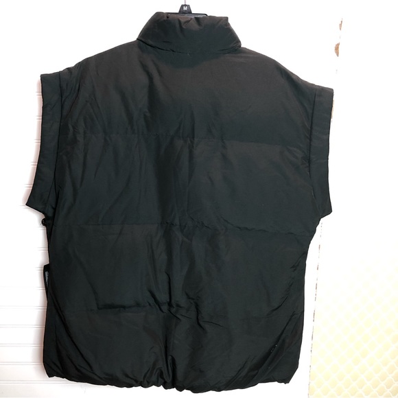NWT Playboy by Pacsun Puffer Vest Black Oversized Sz M/L - Picture 6 of 9